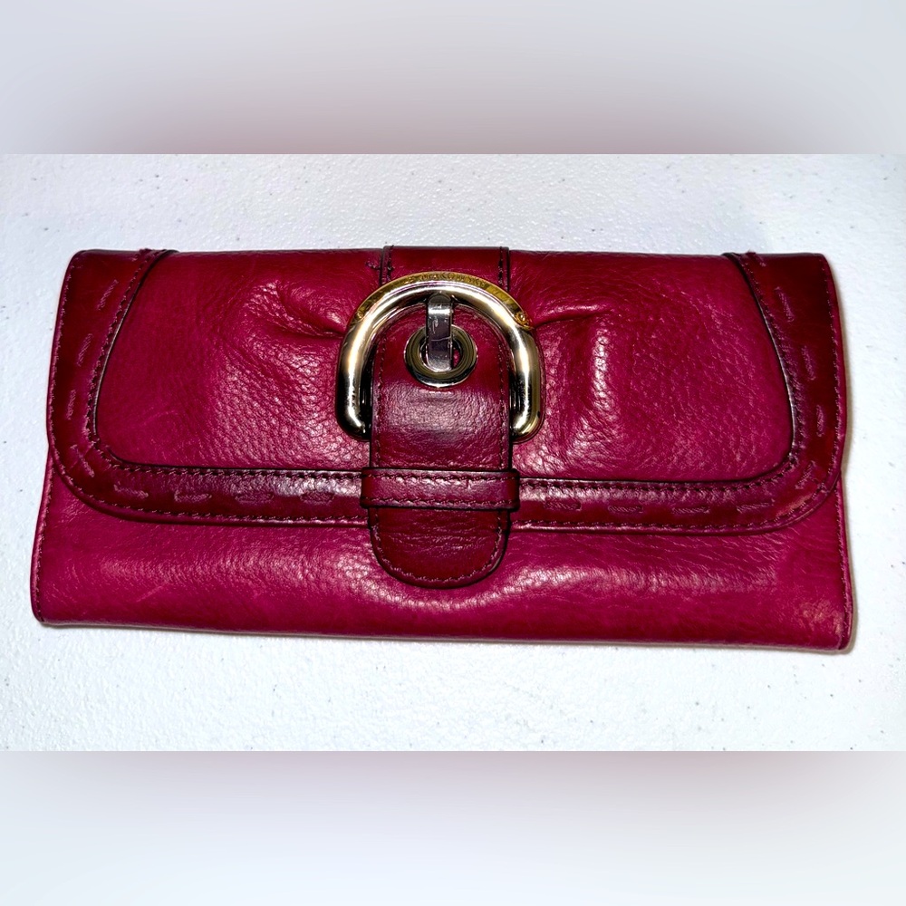 B. Makowsky Leather Wallet